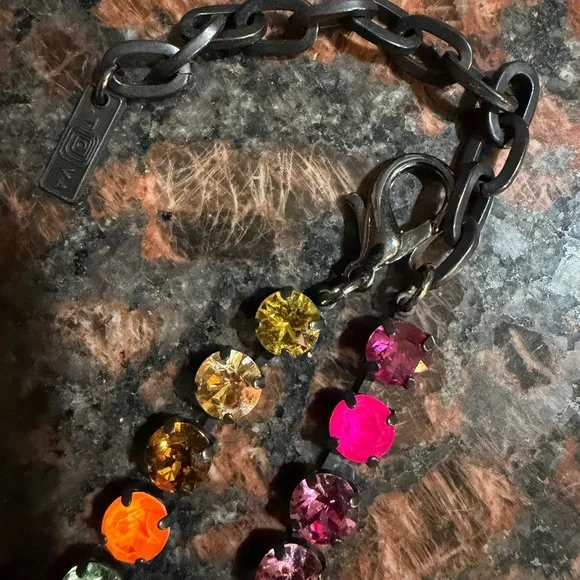 TOVA Oakland Necklace in Smutt Watermelon Mix - Picture 8 of 9